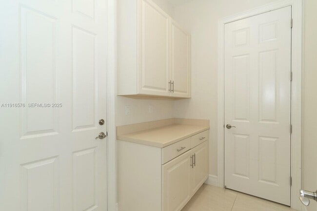 Building Photo - 16245 Pantheon Pass