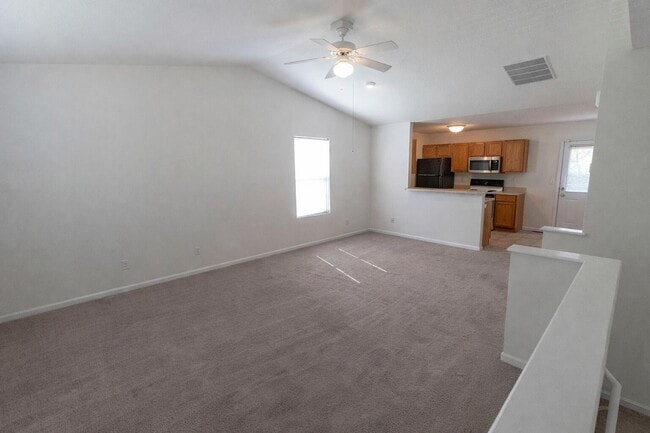 Building Photo - 3322 E St Charles Rd