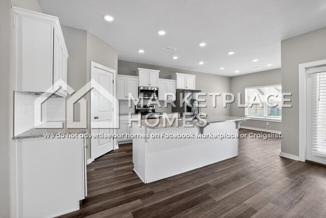 Building Photo - 439 N Otoe St