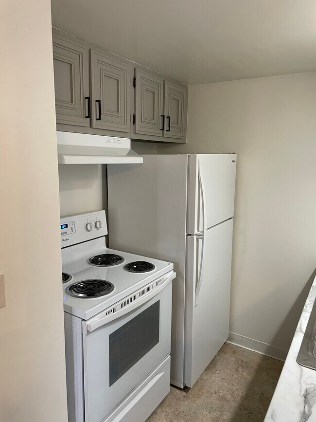 1923 Sutton Ave 1923 Sutton Ave Cincinnati OH 45230 Apartment Finder