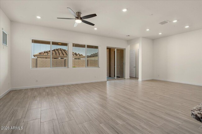 Building Photo - 16786 W Cielo Grande Ave