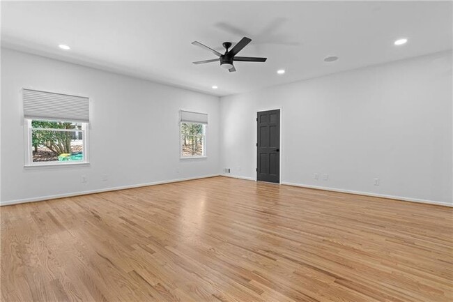 Building Photo - 350 Kelson Dr NW