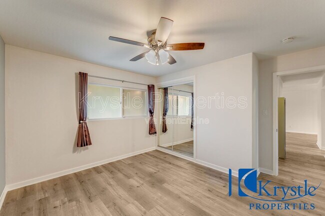 Building Photo - 175 Toyon Dr