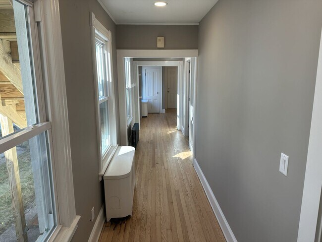 Building Photo - 173-175 Center Street