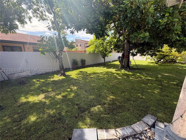 Building Photo - 3613 SW 112th Pl