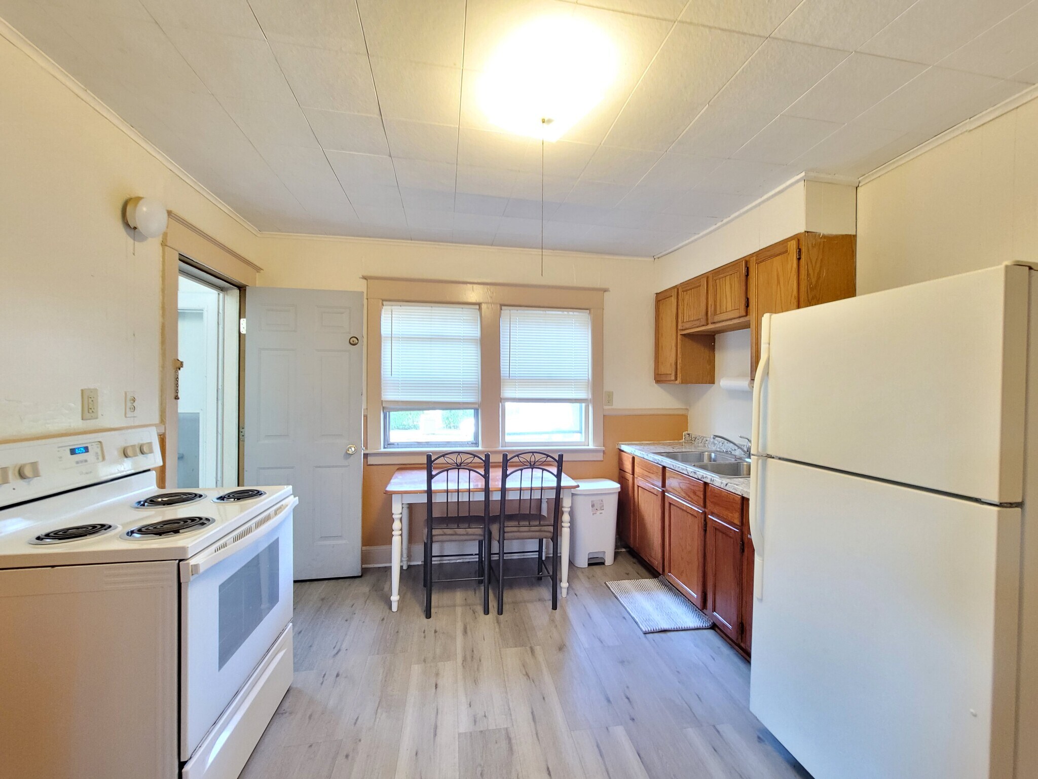 Building Photo - 163 W End Ave