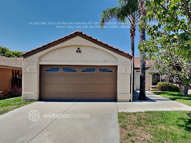 Building Photo - 39537 Silverberry Ct
