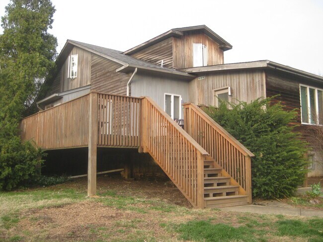 Primary Photo - 300 Inman Terrace