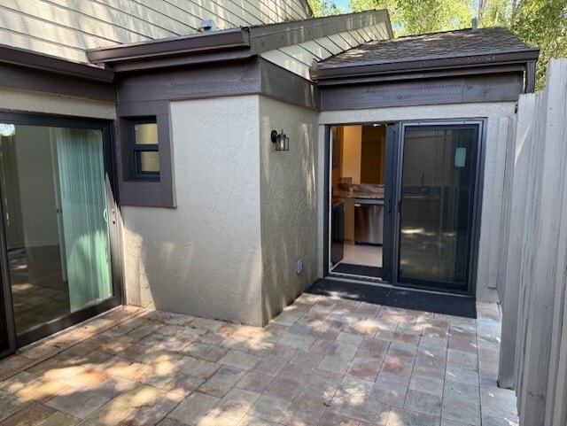 Patio entry from kitchen - 225 Woods Landing Trl