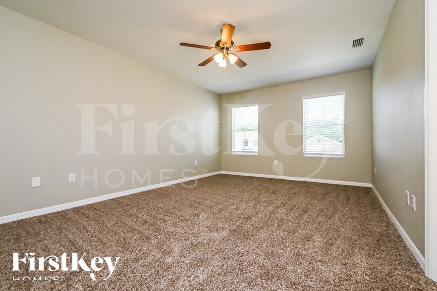 Building Photo - 152 Tierra Verde Way