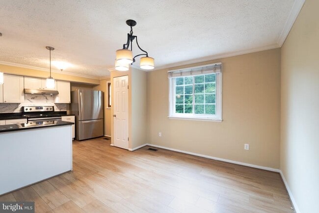 Building Photo - 5514 Whitfield Ct