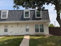 Building Photo - 16H Fernwood Dr