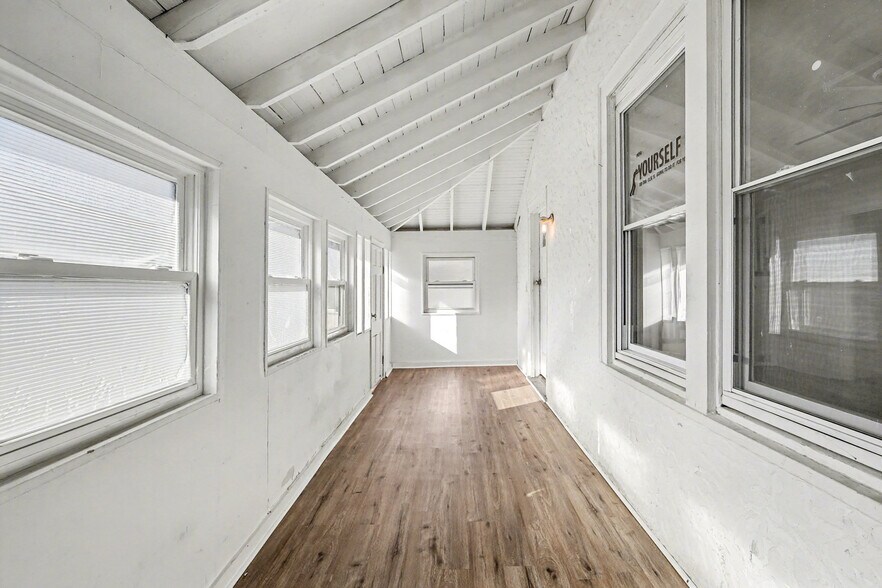 Building Photo - 6120 Otis St