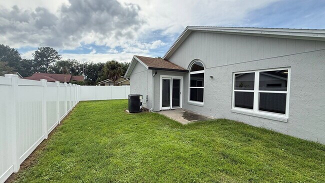 Building Photo - 5390 Warrior Ln