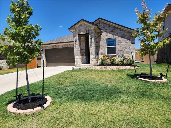 Primary Photo - 14508 Heartland Dr