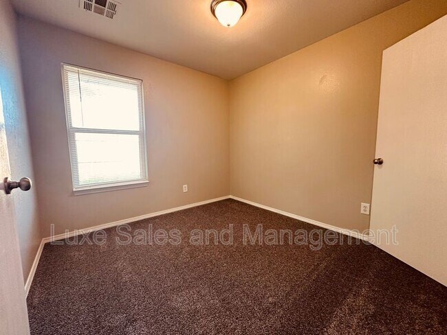 Building Photo - 3615 Janus