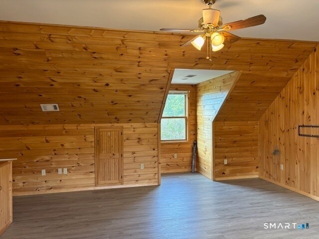 Building Photo - 123 Shailor Hill Rd