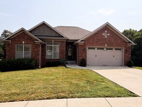 Building Photo - 8123 Autumn Dr