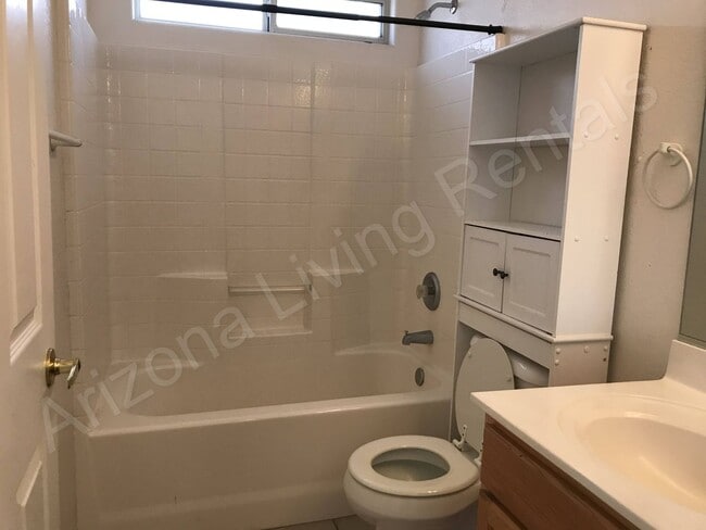 Building Photo - HUALAPAI MOUNTAIN FOOTHILLS HOME