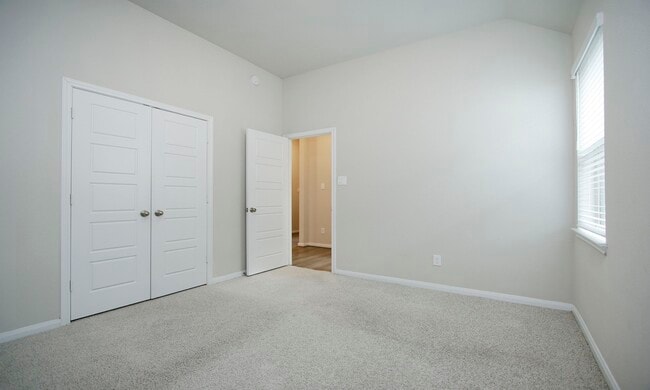 Building Photo - 31611 Lyle Mnr Dr