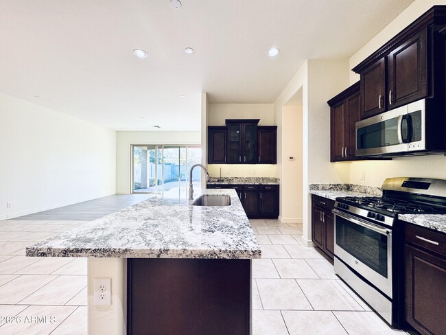 Building Photo - 3039 E Mahogany Pl