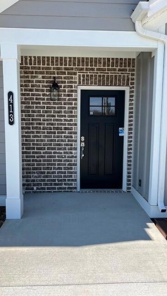 Building Photo - 413 Minnis Rd