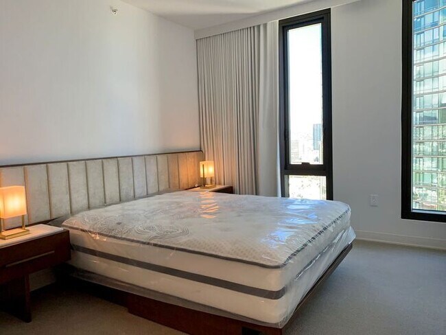 Building Photo - A'ali'i: 2 Bed, 2 Bath Condo w/ 2 Parking - Fully Furnished, Brand New Kakaako