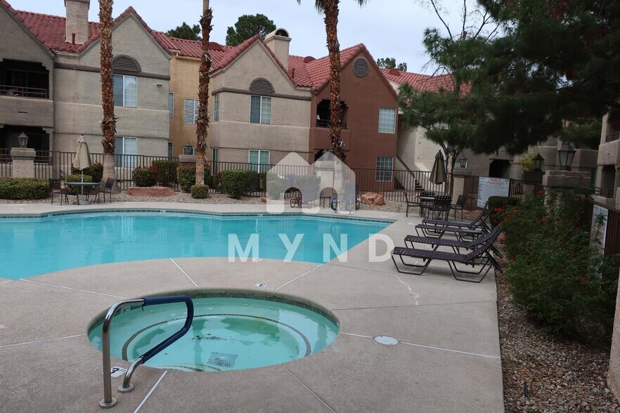 Building Photo - 2200 S Fort Apache Rd
