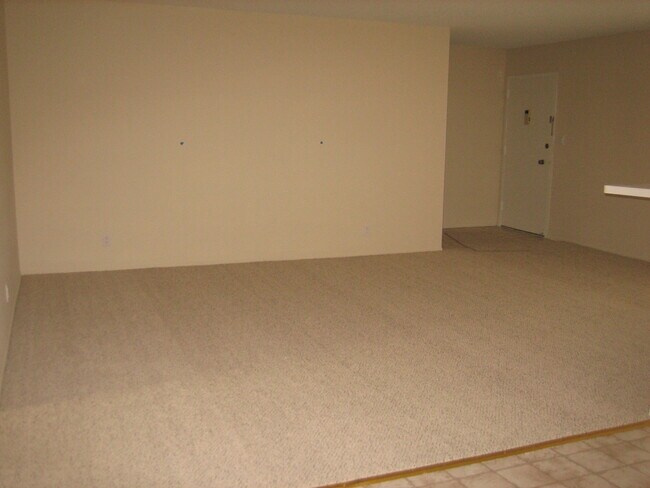 Living to Front Door - 5320 Zelzah Ave