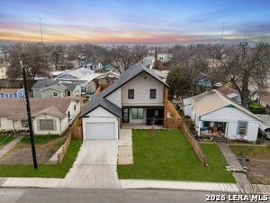 Building Photo - 302 Bank St