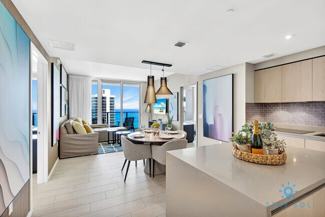 Building Photo - 4010 S Ocean Dr