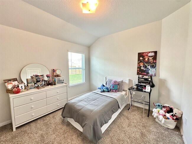 Building Photo - 5340 Camerford Ct
