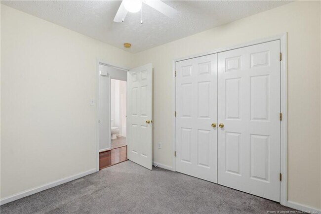 Building Photo - 419 Northwoods Dr