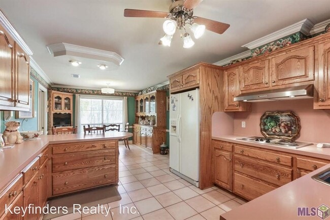 Building Photo - 3 br, 2 bath House - 14217 Highland Road