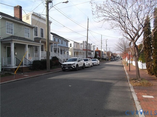 Building Photo - 707 Catherine St