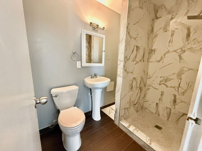 Building Photo - 1458 Silver Mesa Cir