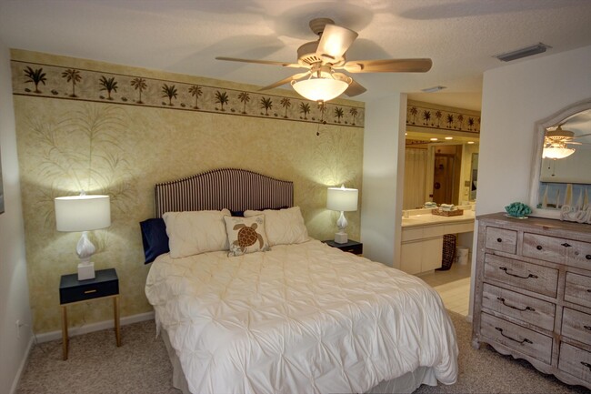 Building Photo - 508 Sea Oats Dr