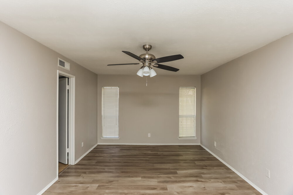 Building Photo - 458 Rainier St