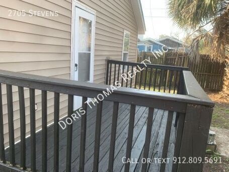 Building Photo - 2705 Stevens St