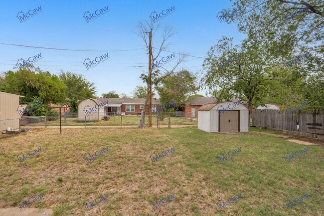 Building Photo - 4341 McCutchen Ave