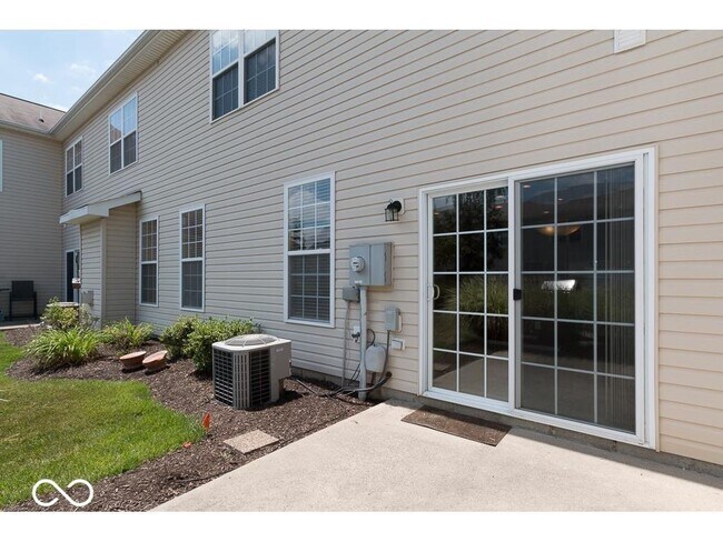 Building Photo - 14326 Shooting Star Dr