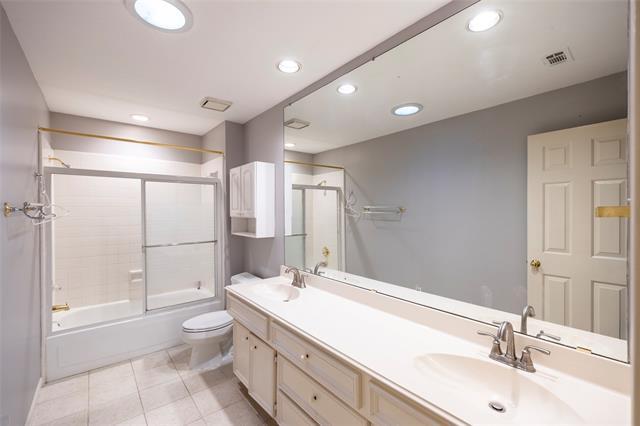 Building Photo - 3206 Wyndham Ln