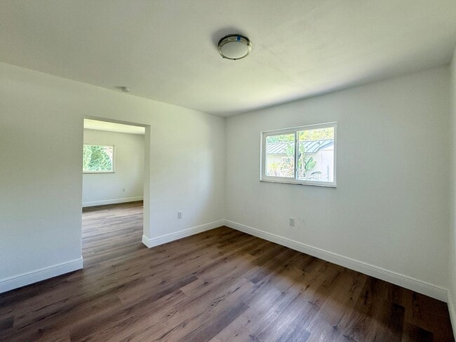 Building Photo - Unique & Renovated 3 Bedroom, 2 and 2 Half...