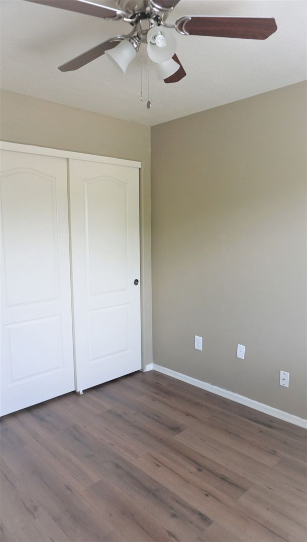 Building Photo - 3359 Zion Ct