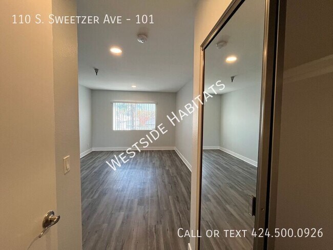 Building Photo - 110 Sweetzer Ave