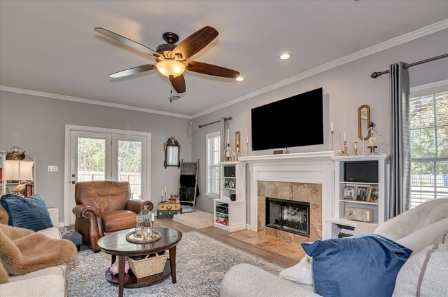 Building Photo - 4441 McManus Ct