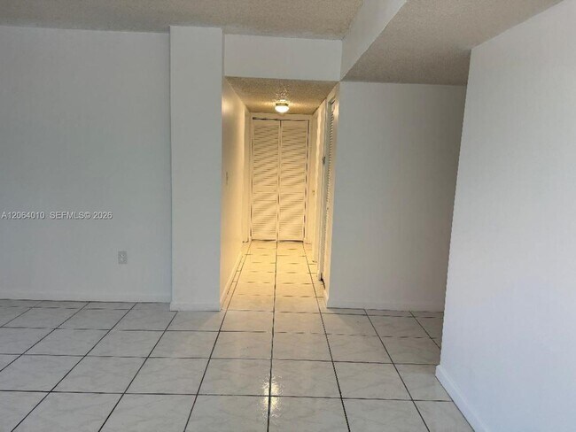 Building Photo - 8400 SW 133rd Avenue Rd