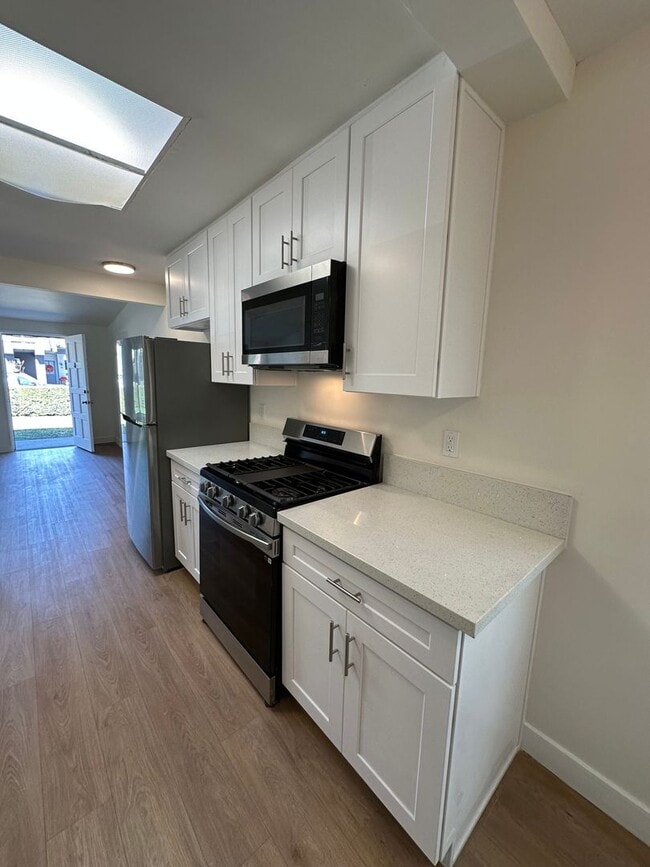 Interior Photo - 2226 Voorhees Ave