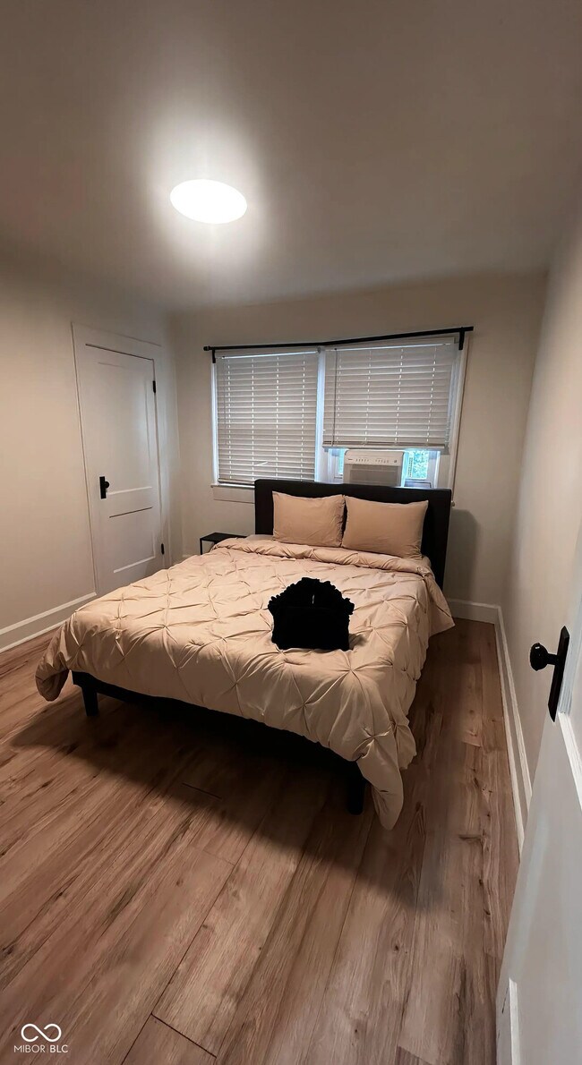 Building Photo - 3851 Broadway St