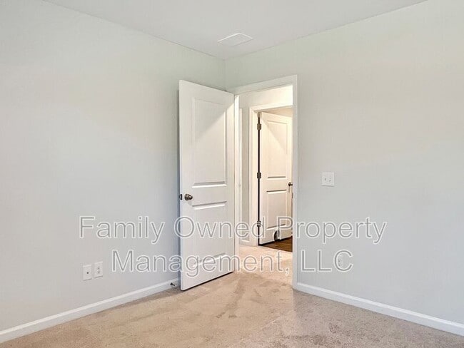 Building Photo - 146 Sweet Cherry Ln